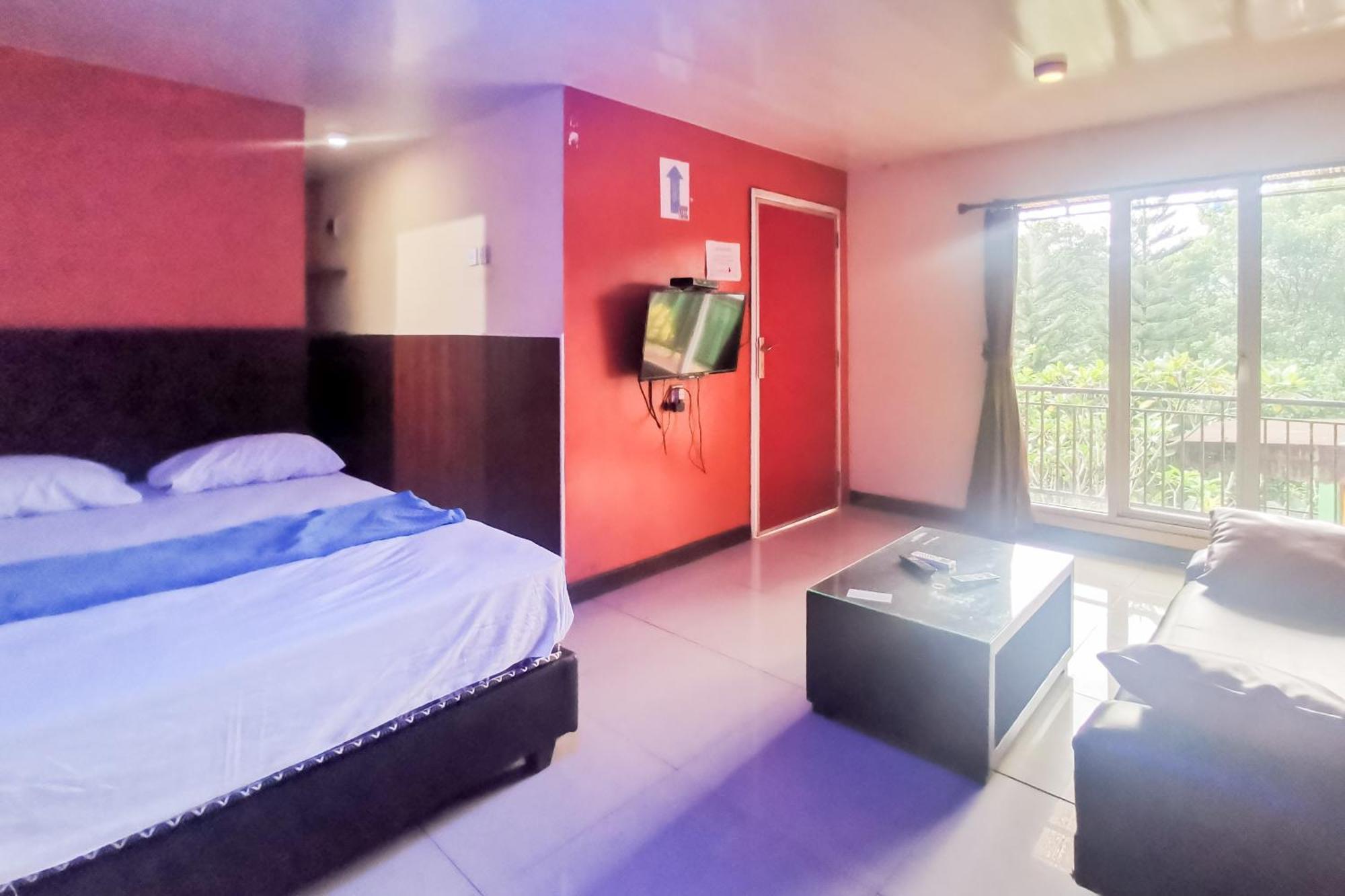 Hotel Container Inn Mitra Reddoorz Gadok Dış mekan fotoğraf
