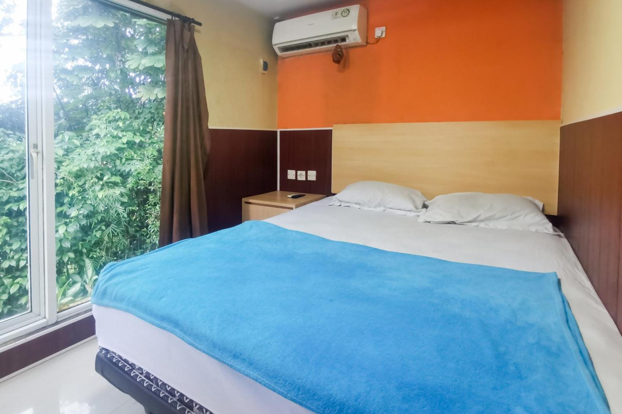 Hotel Container Inn Mitra Reddoorz Gadok Dış mekan fotoğraf