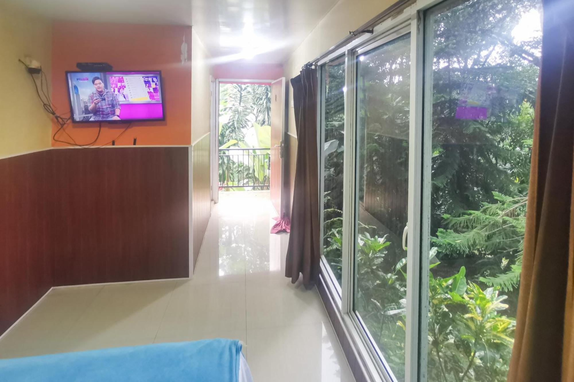 Hotel Container Inn Mitra Reddoorz Gadok Dış mekan fotoğraf