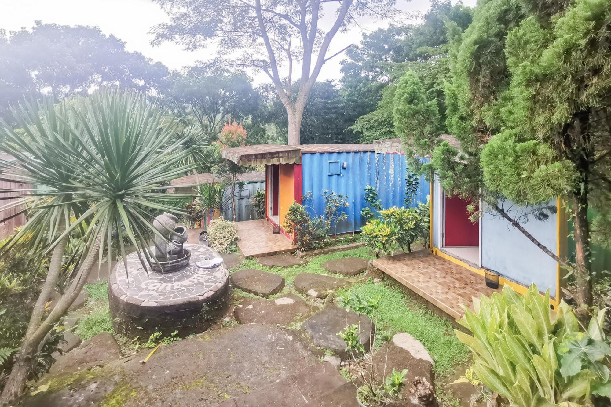 Hotel Container Inn Mitra Reddoorz Gadok Dış mekan fotoğraf